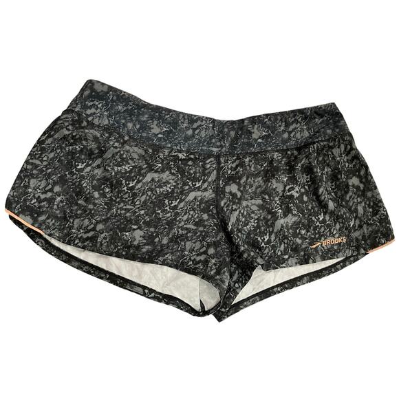 Brooks Pants - NWT-Brooks Women's Chaser 3"  Sz XL Running Fitness Shorts Black Marble